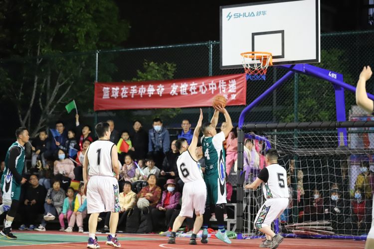 为我们展开